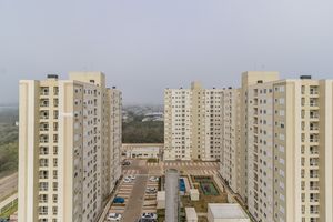 Image 4 - 884360