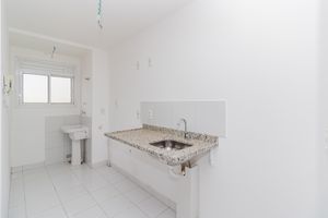 Image 15 - 884360