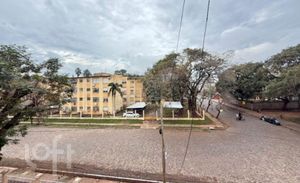 Image 7 - 884362