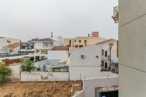 Image 20 - 884374
