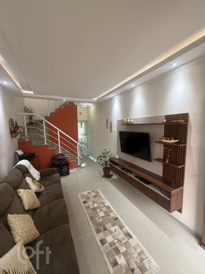 Image 21 - 884378