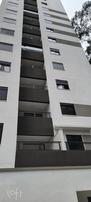 Image 7 - 884380