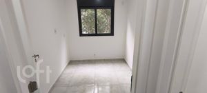 Image 3 - 884380
