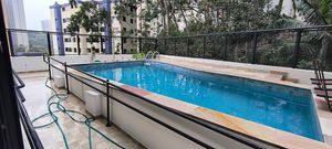 Image 9 - 884380