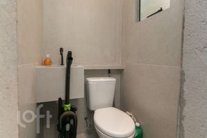 Image 3 - 884385