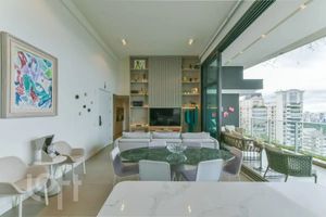 Image 13 - 884389