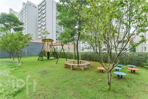 Image 35 - 884389