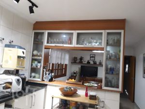 Image 2 - 884390