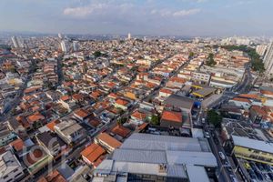Image 16 - 884395