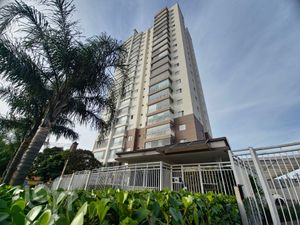 Image 12 - 884395