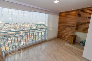 Image 11 - 884395