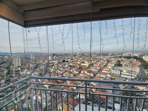 Image 5 - 884395