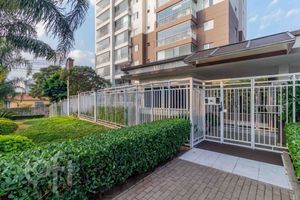 Image 84 - 884395