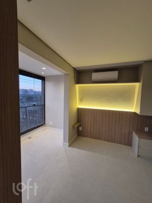 Image 2 - 884409