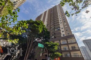 Image 84 - 884409