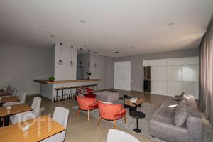 Image 68 - 884409