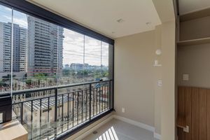 Image 14 - 884409
