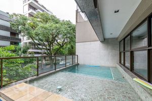 Image 41 - 884431