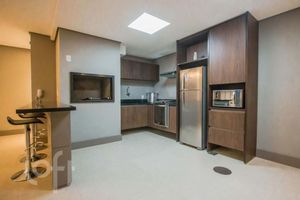 Image 45 - 884431