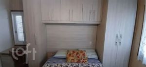 Image 9 - 884447