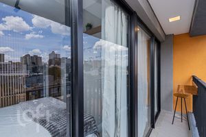 Image 24 - 884448