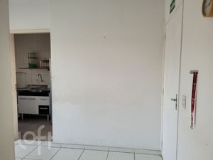 Image 9 - 884460