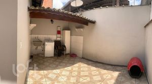 Image 3 - 884467