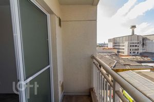 Image 11 - 884470