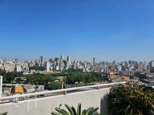 Image 15 - 884470