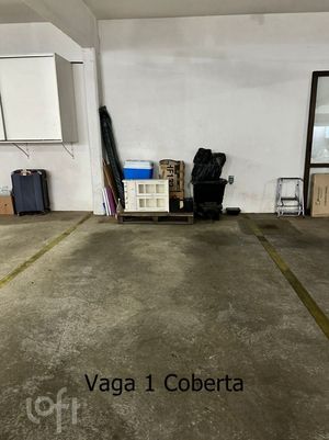 Image 37 - 884471