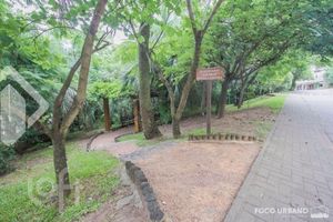 Image 49 - 884474