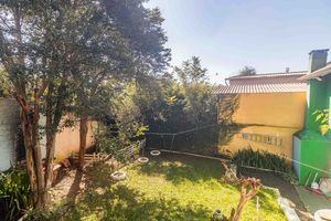 Image 33 - 884475