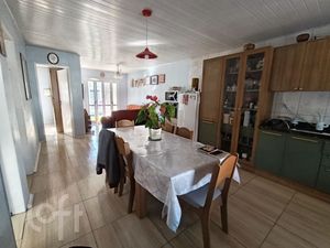 Image 13 - 884476