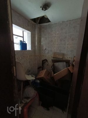 Image 4 - 884479