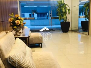 Image 8 - 884481