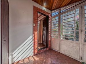 Image 4 - 884484