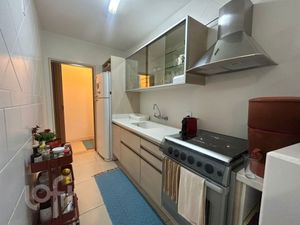 Image 13 - 884498