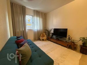 Image 4 - 884498