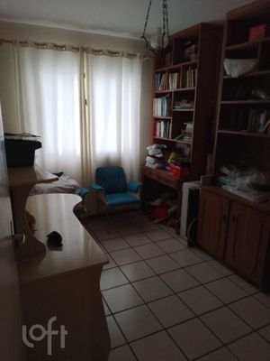 Image 15 - 884506