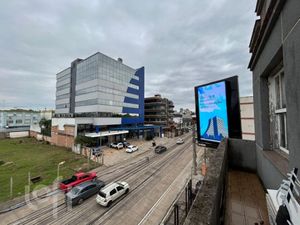 Image 6 - 884507