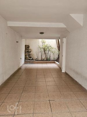 Image 21 - 884508
