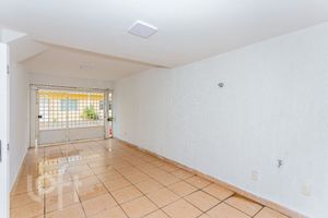 Image 37 - 884508