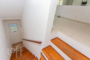 Image 33 - 884508