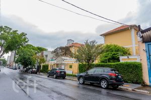 Image 44 - 884508