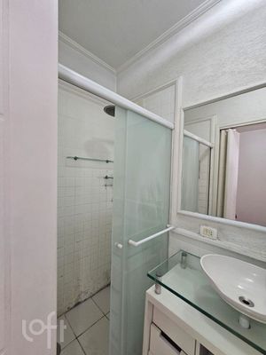 Image 19 - 884508