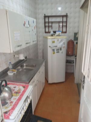 Image 5 - 884509