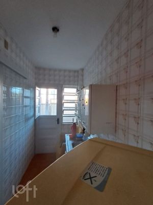 Image 3 - 884509