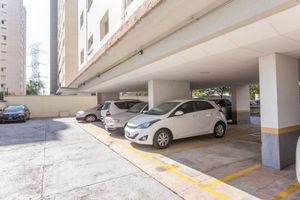Image 37 - 884510