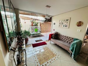 Image 7 - 884512