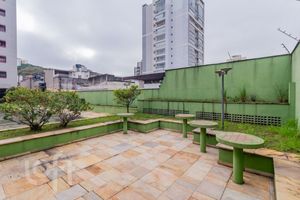 Image 35 - 884514
